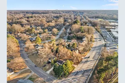 3107 Beaconwood Drive, Greensboro, NC 27455 - Photo 28