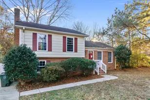 3107 Beaconwood Dr, Greensboro, NC 27455 - Photo 2