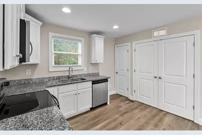 911 Cassell Street, Winston-Salem, NC 27107 - Photo 14