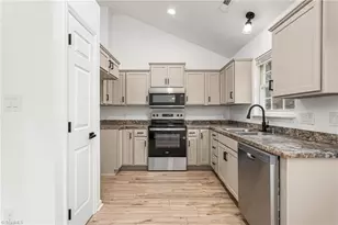111 W Butler Ave, Liberty, NC 27298 - Photo 2
