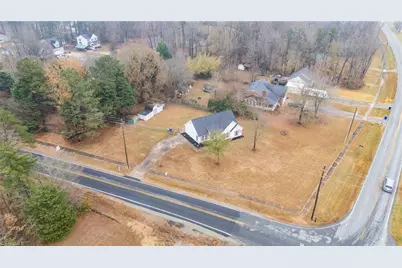 111 W Butler Avenue, Liberty, NC 27298 - Photo 4