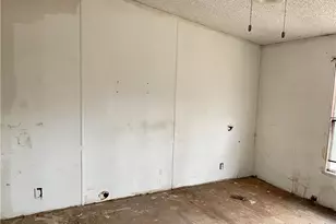 1335 11th St, Statesville, NC 28677 - Photo 8