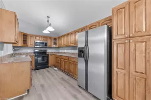 346 Walnut Creek Ln, Asheboro, NC 27205 - Photo 6