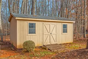 3260 Stacy Ct, Winston-Salem, NC 27107 - Photo 44