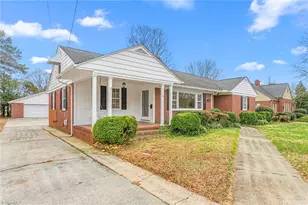 514 Country Club Dr, Burlington, NC 27215 - Photo 4