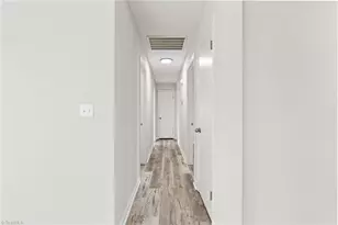 4811 Chaucer Dr, Greensboro, NC 27407 - Photo 18