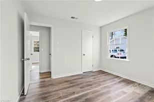 4811 Chaucer Dr, Greensboro, NC 27407 - Photo 24