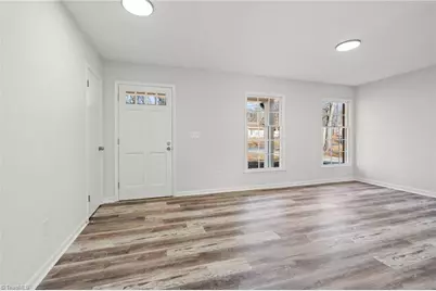 4811 Chaucer Drive, Greensboro, NC 27407 - Photo 8