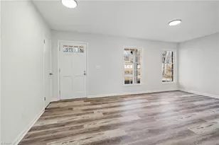 4811 Chaucer Dr, Greensboro, NC 27407 - Photo 8