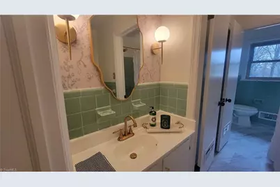 1111 Harris Street, Eden, NC 27288 - Photo 8