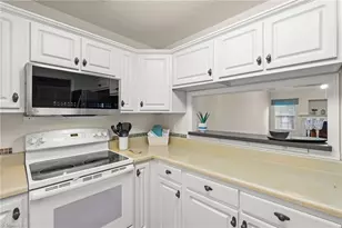 166 Wyndham Ct, High Point, NC 27265 - Photo 12