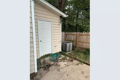 917 Shelby Drive #D, Greensboro, NC 27409 - Photo 18