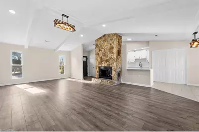 303 E Vandalia Road, Greensboro, NC 27406 - Photo 6