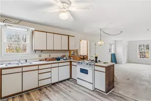 2126 Chestnut St, High Point, NC 27262 - Photo 46