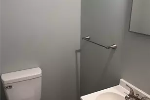 2030 Willow Rd, Greensboro, NC 27406 - Photo 10