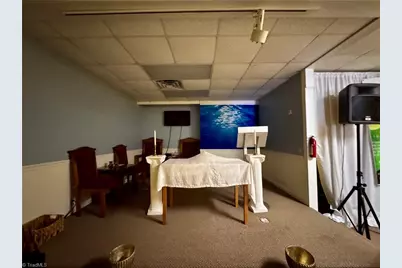 808 W English Road, High Point, NC 27262 - Photo 20