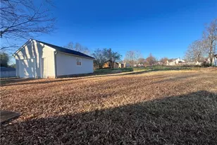 512 Dale St, Archdale, NC 27263 - Photo 6