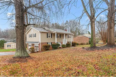 4608 Sun Valley Lane, Kernersville, NC 27284 - Photo 2