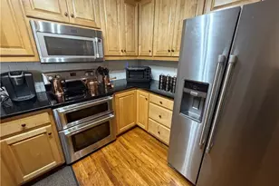 165 Virginia St, Mount Airy, NC 27030 - Photo 6