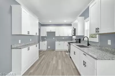 2410 Glenn Avenue, Winston-Salem, NC 27105 - Photo 18