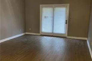 301 Windsor Manor Way, Kernersville, NC 27284 - Photo 4