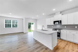 1860 Pheasant Trce Cir, Kernersville, NC 27284 - Photo 6