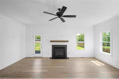 377 Lenalan Drive, Lexington, NC 27295 - Photo 10