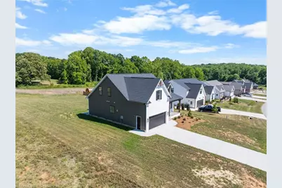 377 Lenalan Drive, Lexington, NC 27295 - Photo 2