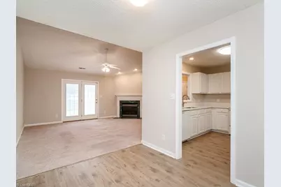 3027 Maple Avenue #J2, Burlington, NC 27215 - Photo 10