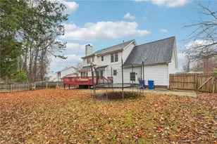 4004 Auburn Hills Dr, Greensboro, NC 27407 - Photo 28