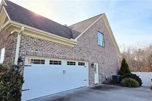 245 Centenary Ridge Dr, Clemmons, NC 27012 - Photo 6