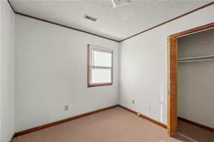 1006 Ardmore Dr, Greensboro, NC 27401 - Photo 22