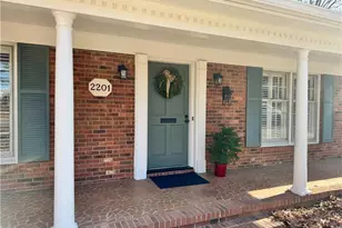 2201 Hathaway Dr, Greensboro, NC 27408 - Photo 2