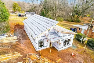 606 W Lee St, Mebane, NC 27302 - Photo 4