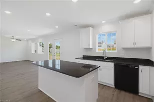 4274 Willingham Wy, Winston-Salem, NC 27105 - Photo 10