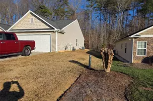 4939 Mt Hope Dr, Winston-Salem, NC 27107 - Photo 2