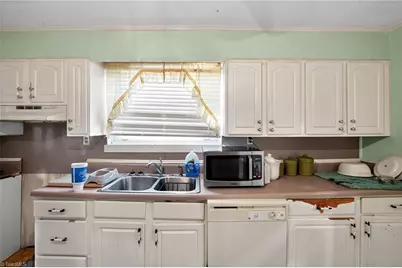 3228 Yanceyville Street, Greensboro, NC 27405 - Photo 14