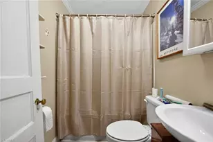 3228 Yanceyville St, Greensboro, NC 27405 - Photo 30