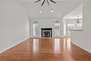 3326 Brookstone Dr, Burlington, NC 27215 - Photo 4