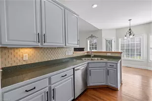 3326 Brookstone Dr, Burlington, NC 27215 - Photo 14