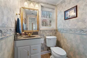 2703 Tillbrook Pl, Greensboro, NC 27408 - Photo 10