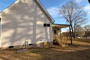 2710 Griffith Rd, Winston-Salem, NC 27103 - Photo 50