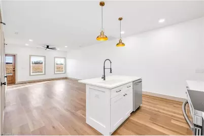 2113 24th Street Lane SE, Hickory, NC 28602 - Photo 12