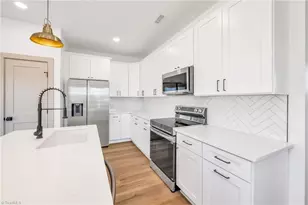 2111 24th St Ln SE, Hickory, NC 28602 - Photo 14