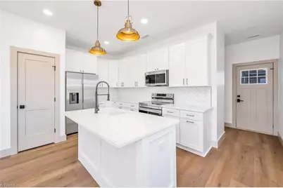 2111 24th Street Lane SE, Hickory, NC 28602 - Photo 16