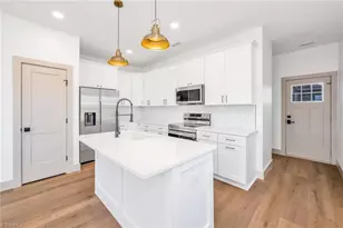 2111 24th St Ln SE, Hickory, NC 28602 - Photo 16