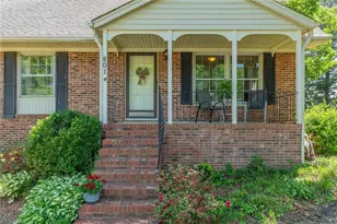 601 Longview Dr, Thomasville, NC 27360 - Photo 4