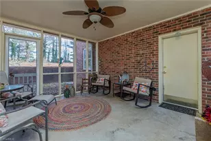 601 Longview Dr, Thomasville, NC 27360 - Photo 28