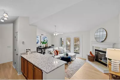 3701 Cotswold Terrace #7J, Greensboro, NC 27410 - Photo 16