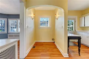 307 S Tremont Dr, Greensboro, NC 27403 - Photo 16